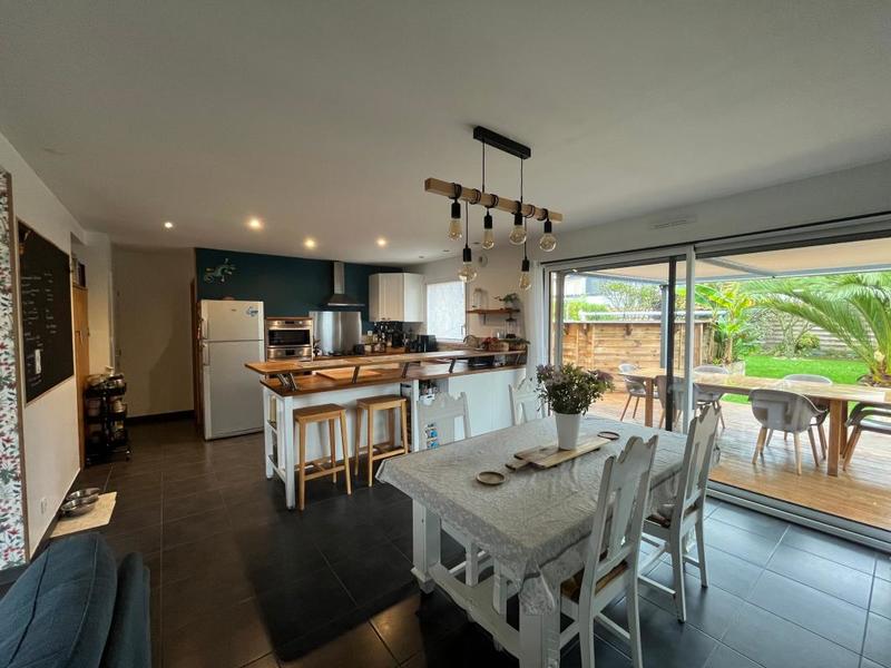 Maison - 120 m² - 6 pièces