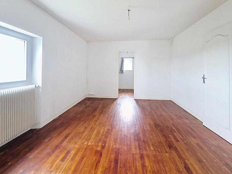 Maison - 150 m² - 7 pièces