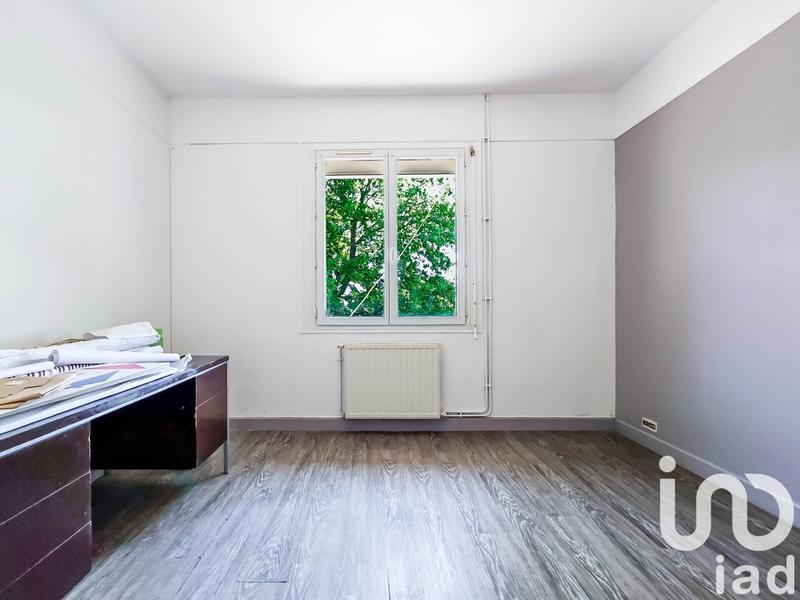 Maison - 220 m² - 10 pièces