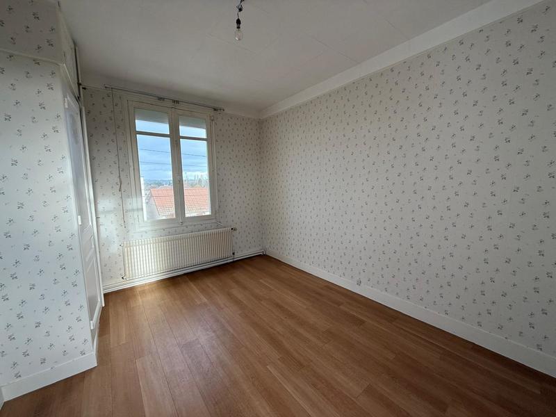 Maison - 90 m² - 6 pièces