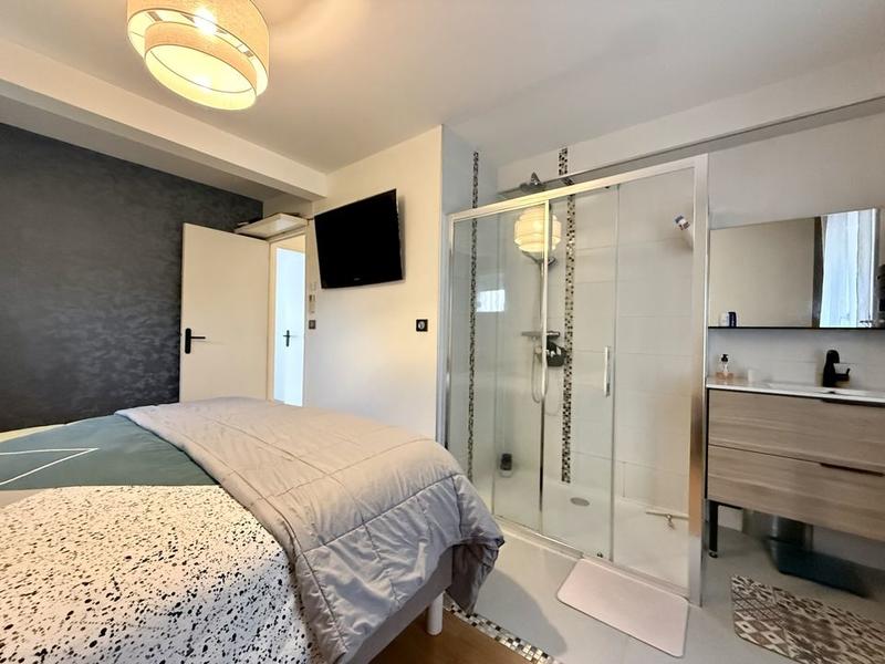 Pavillon - 146 m² - 8 pièces