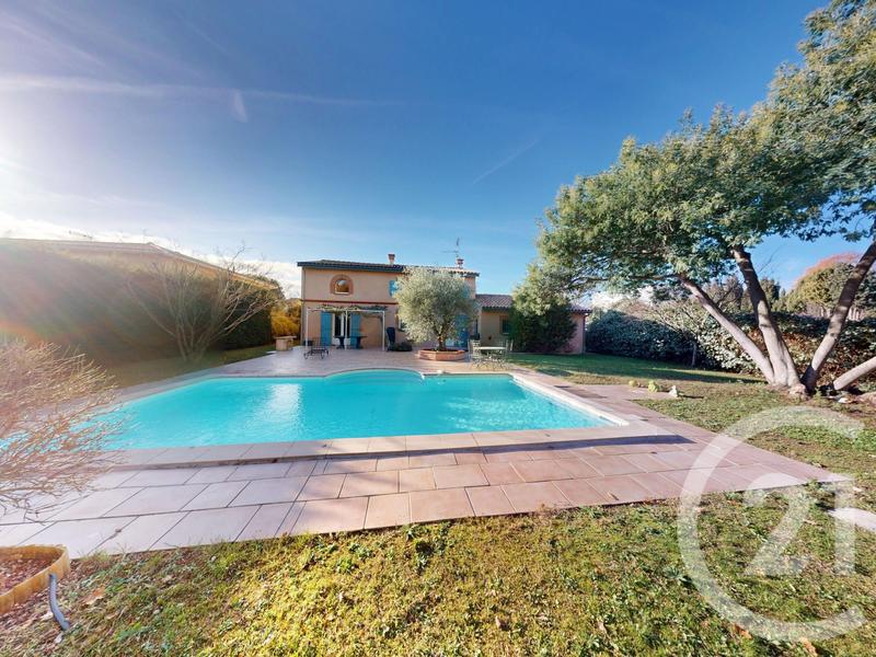 Maison - 155 m² - 7 pièces