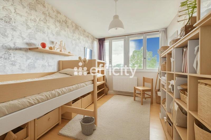 Appartement ancien - 72 m² - 4 pièces