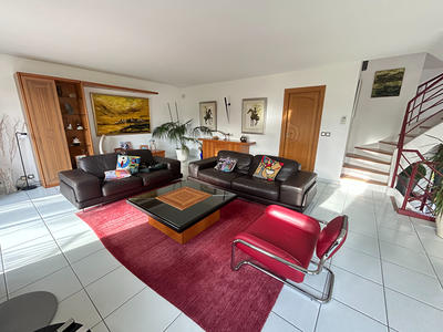 Maison - 131 m² - 6 pièces