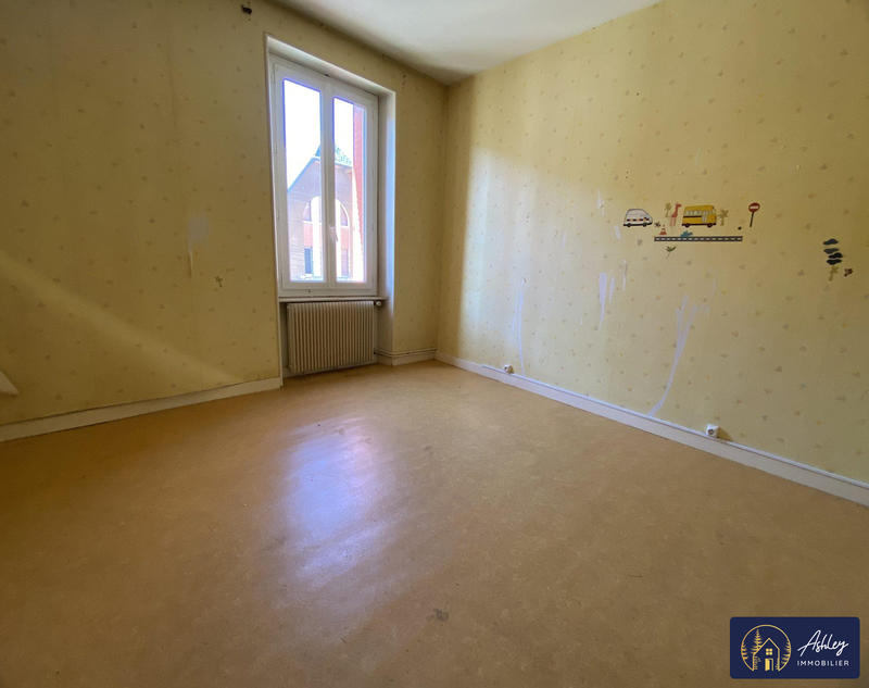 Maison - 108 m² - 6 pièces