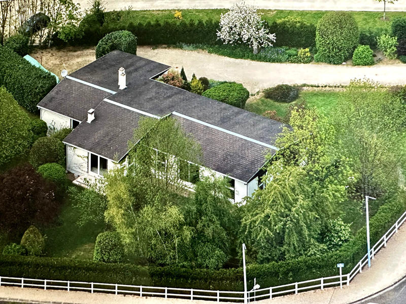 Maison - 214 m² - 7 pièces