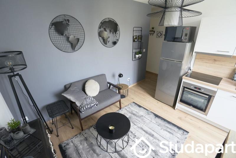 Chambre - 10 m² - 1 pièce