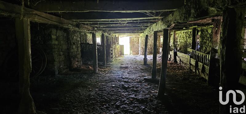 Ferme - 250 m² - 2 pièces