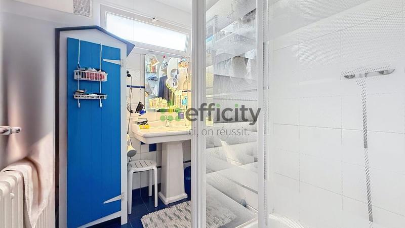 Appartement - 82 m² - 4 pièces