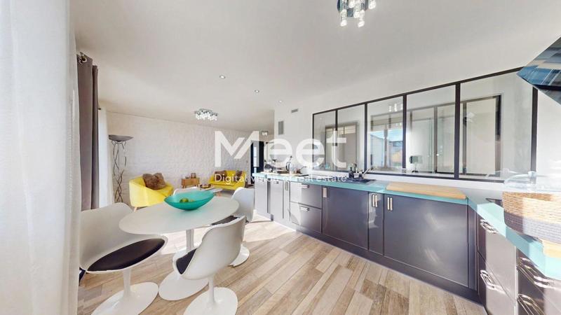 Maison - 120 m² - 5 pièces