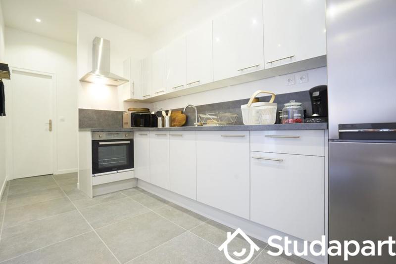 Chambre - 11 m² - 1 pièce