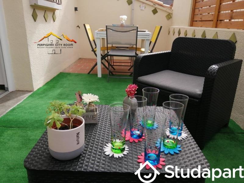 Chambre - 9 m² - 1 pièce