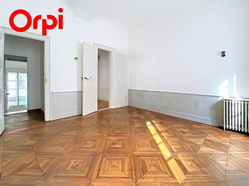 Appartement - 101 m² - 3 pièces