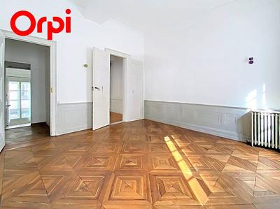 Appartement - 101 m² - 3 pièces