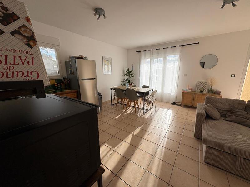 Immeuble - 193 m² - 9 pièces