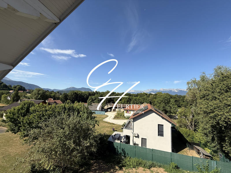 Appartement - 104 m² - 5 pièces