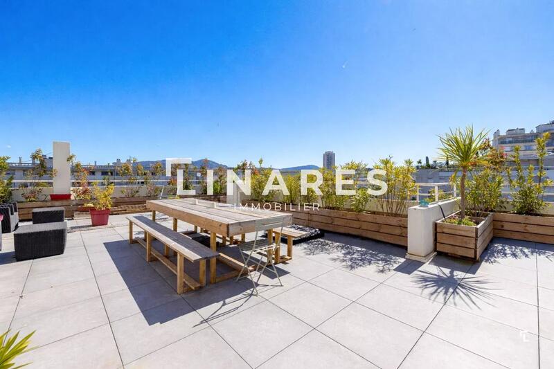 Appartement - 184 m² - 8 pièces