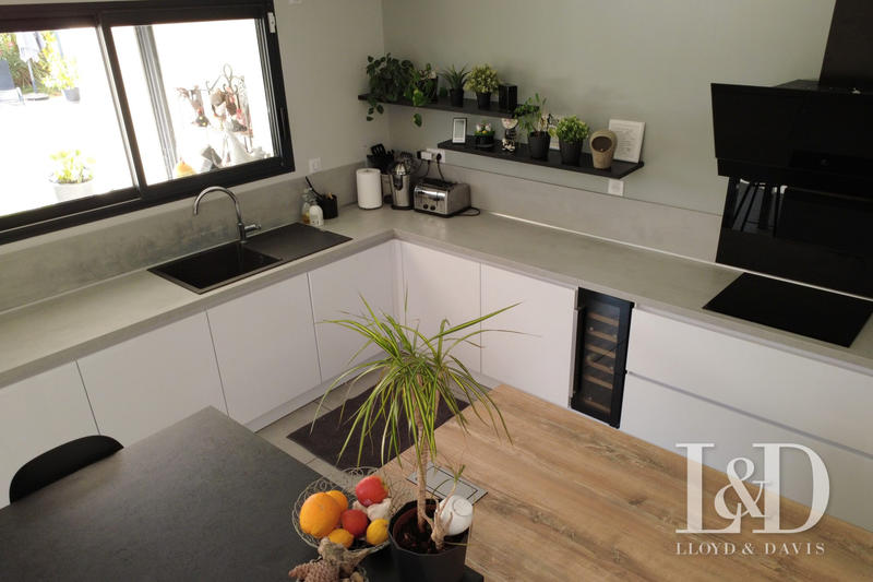 Villa - 178 m² - 6 pièces