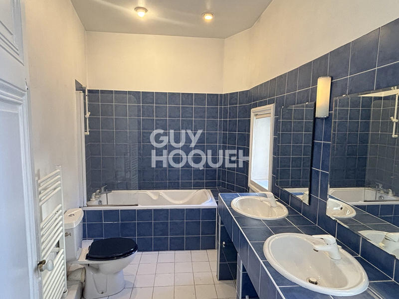 Appartement - 144 m² - 4 pièces