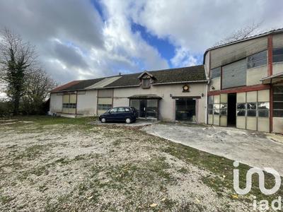 Maison - 152 m² - 10 pièces