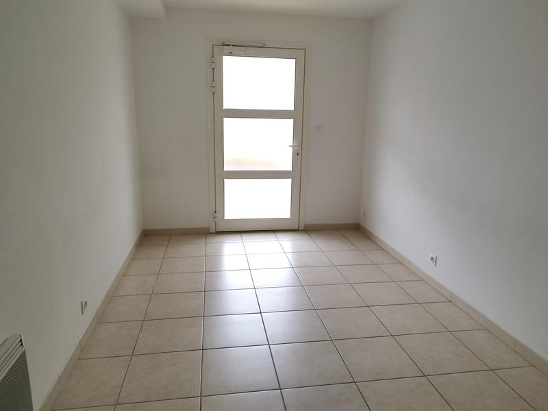 Local commercial - 110 m² - 5 pièces