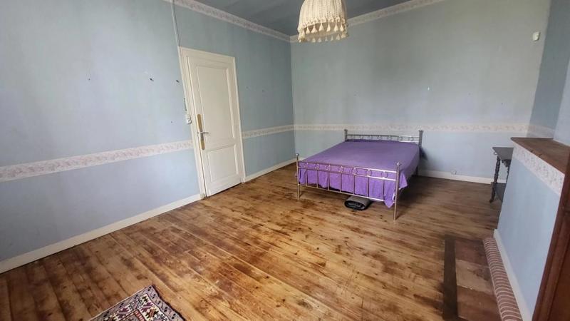 Maison ancienne - 213 m² - 8 pièces