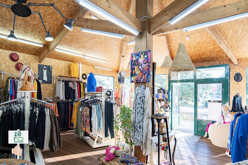 Fonds de commerce - Magasins - 150 m²