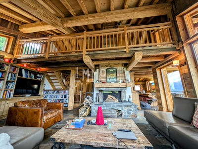 Châlet - 234 m² - 8 pièces