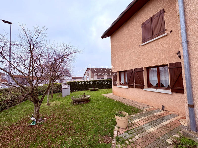 Maison - 167 m² - 6 pièces