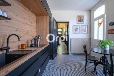 Maison - 140 m² - 5 pièces