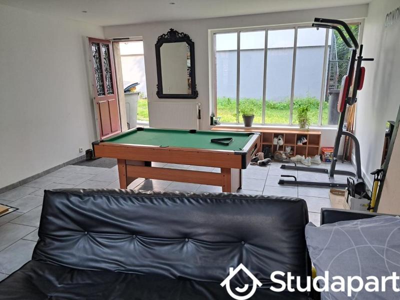 Chambre - 13 m² - 1 pièce