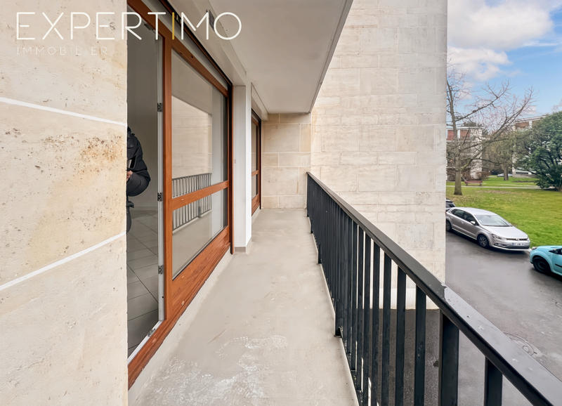 Appartement - 90 m² - 4 pièces