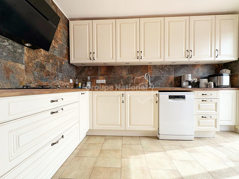 Maison - 143 m² - 6 pièces