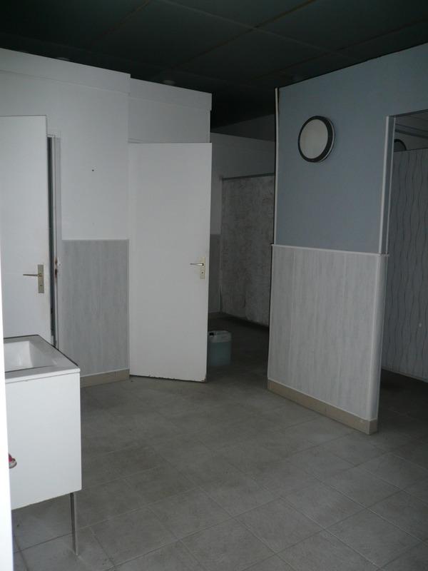 Local commercial - 177 m² - 4 pièces