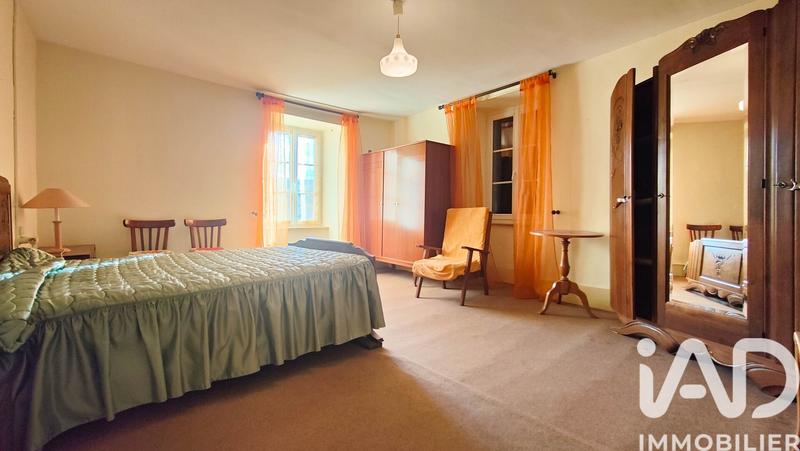 Maison - 95 m² - 5 pièces