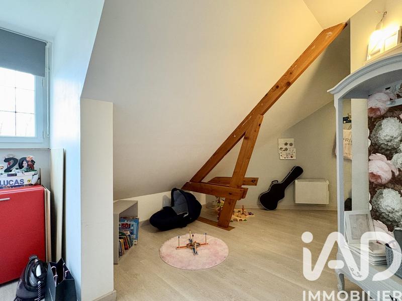 Maison - 140 m² - 9 pièces