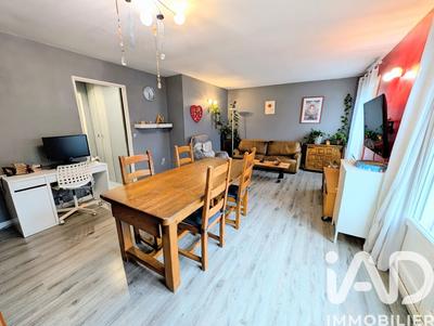 Appartement - 92 m² - 5 pièces