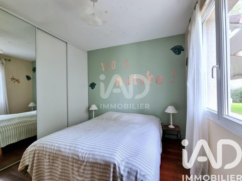 Maison - 185 m² - 8 pièces