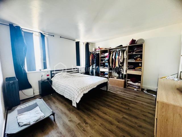 Immeuble - 160 m² - 6 pièces