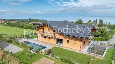 Maison - 355 m² - 10 pièces