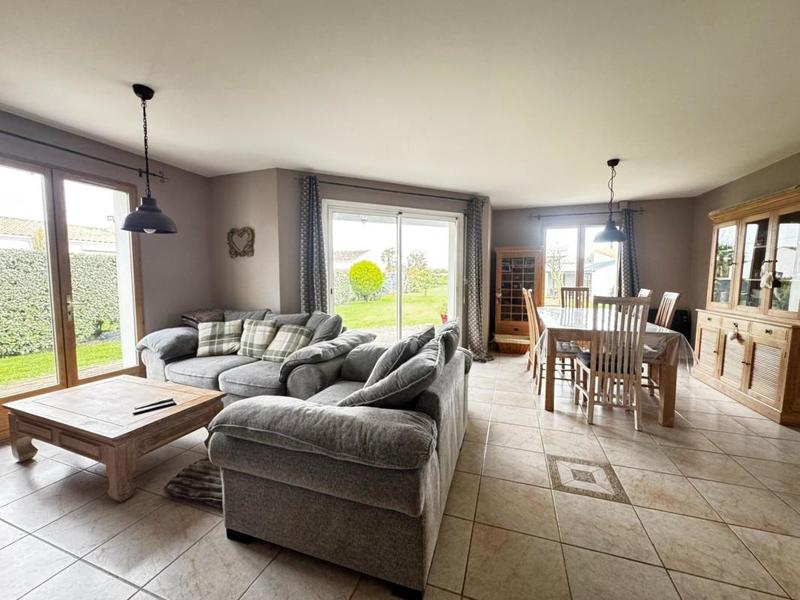 Maison traditionnelle - 100 m² - 4 pièces