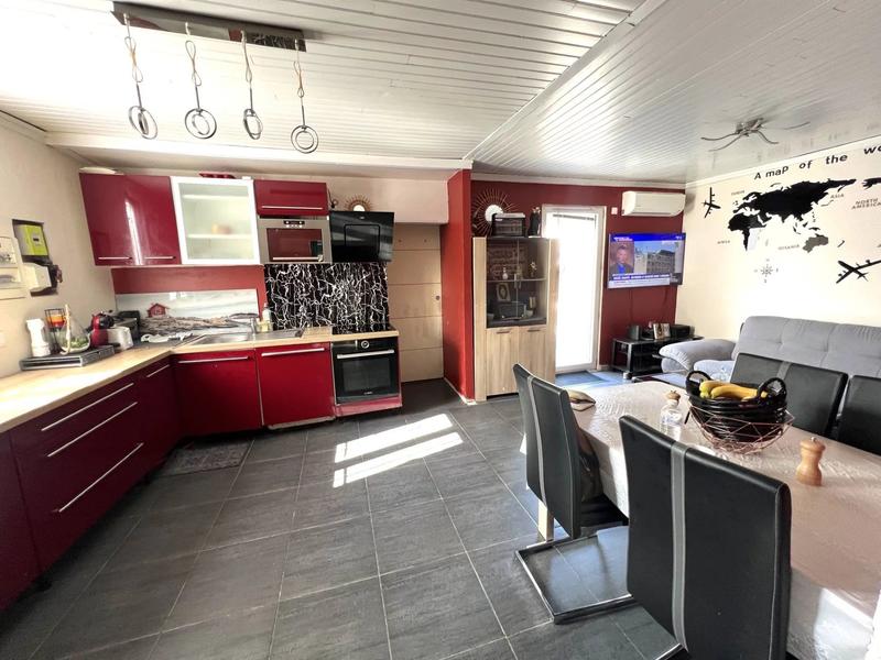 Maison - 110 m² - 4 pièces