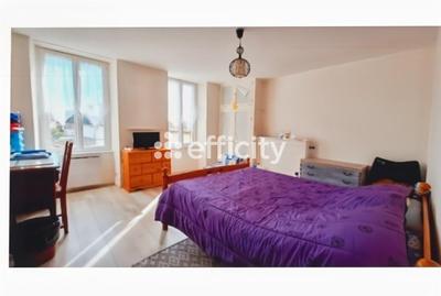 Maison - 121 m² - 4 pièces