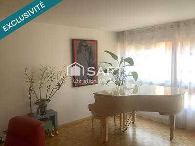 Appartement - 131 m² - 6 pièces