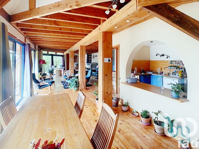 Maison - 190 m² - 6 pièces