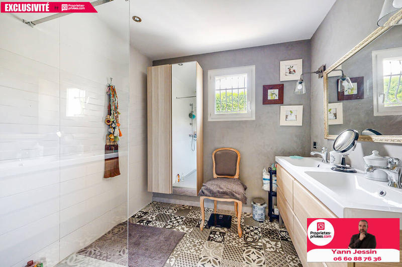 Maison - 188 m² - 7 pièces