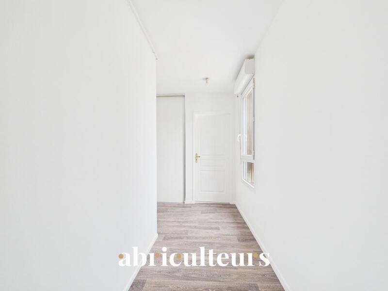 Appartement ancien - 73 m² - 3 pièces