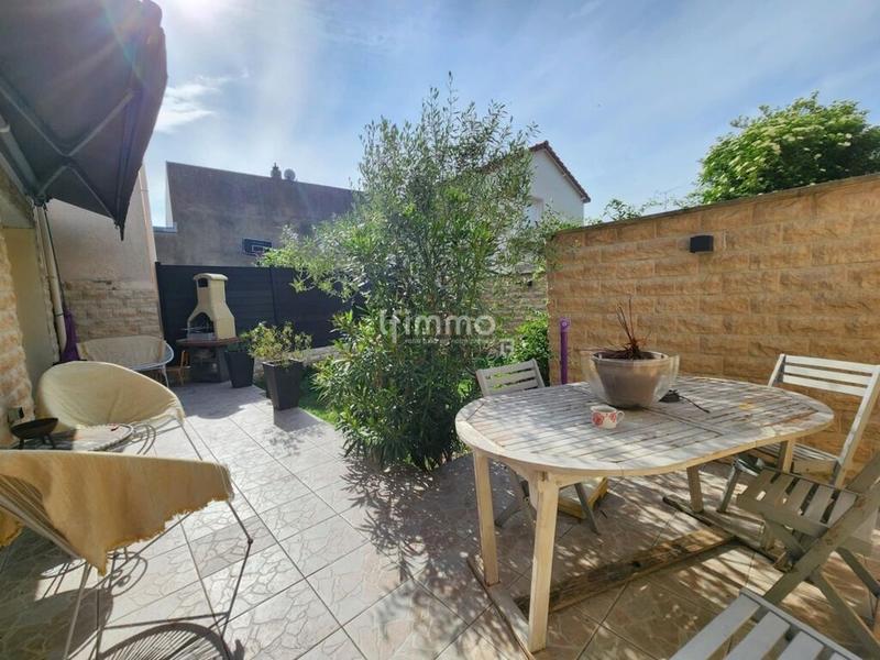 Maison - 100 m² - 6 pièces