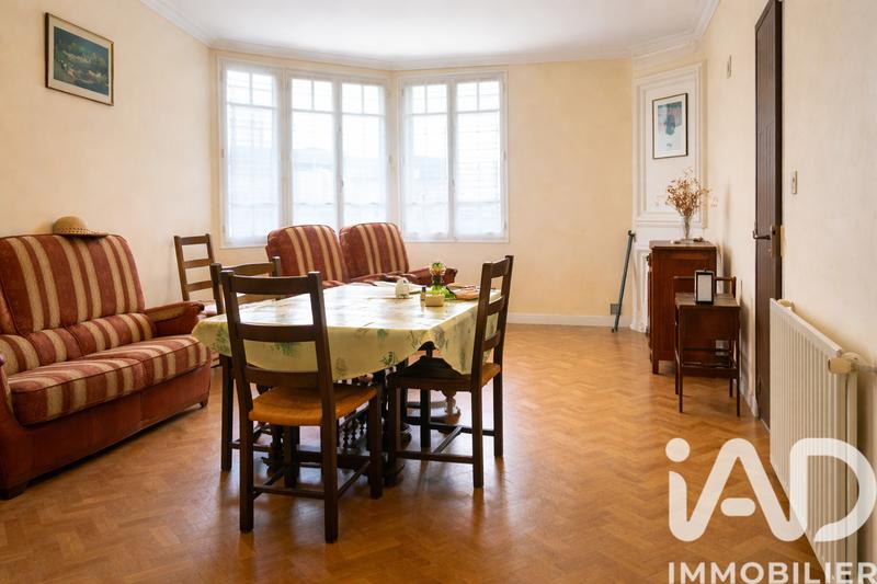 Maison - 94 m² - 5 pièces