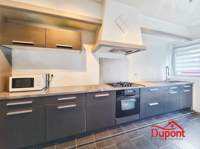 Maison - 96 m² - 4 pièces